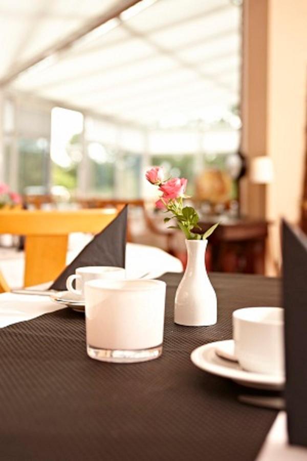 Hotel Daenischer Hof Altenholz By Tulip Inn Buitenkant foto